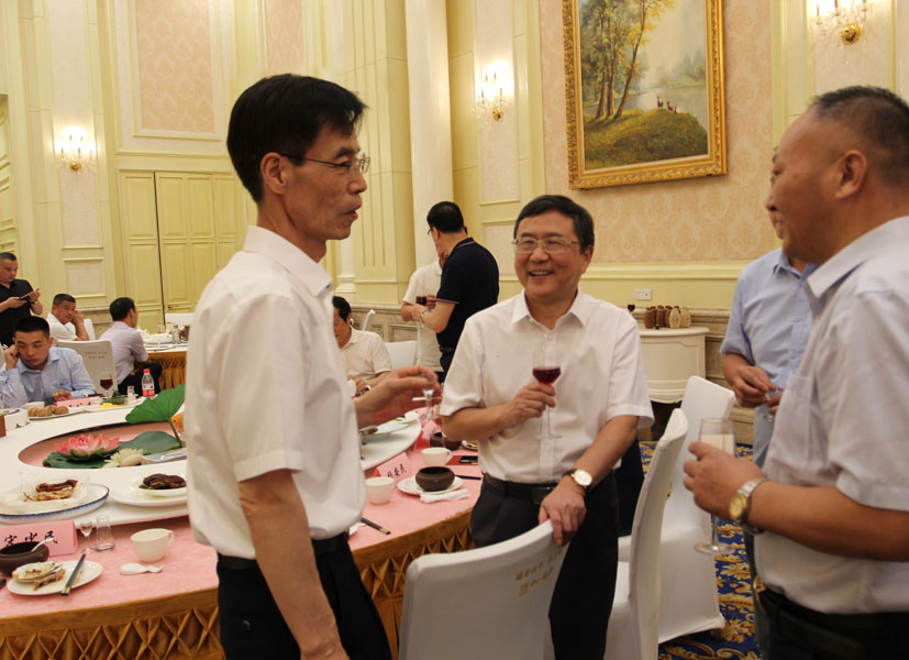 楊安民從業(yè)卅五周年系列報(bào)道--“璀璨卅五年，榮耀共分享”紀(jì)念晚宴